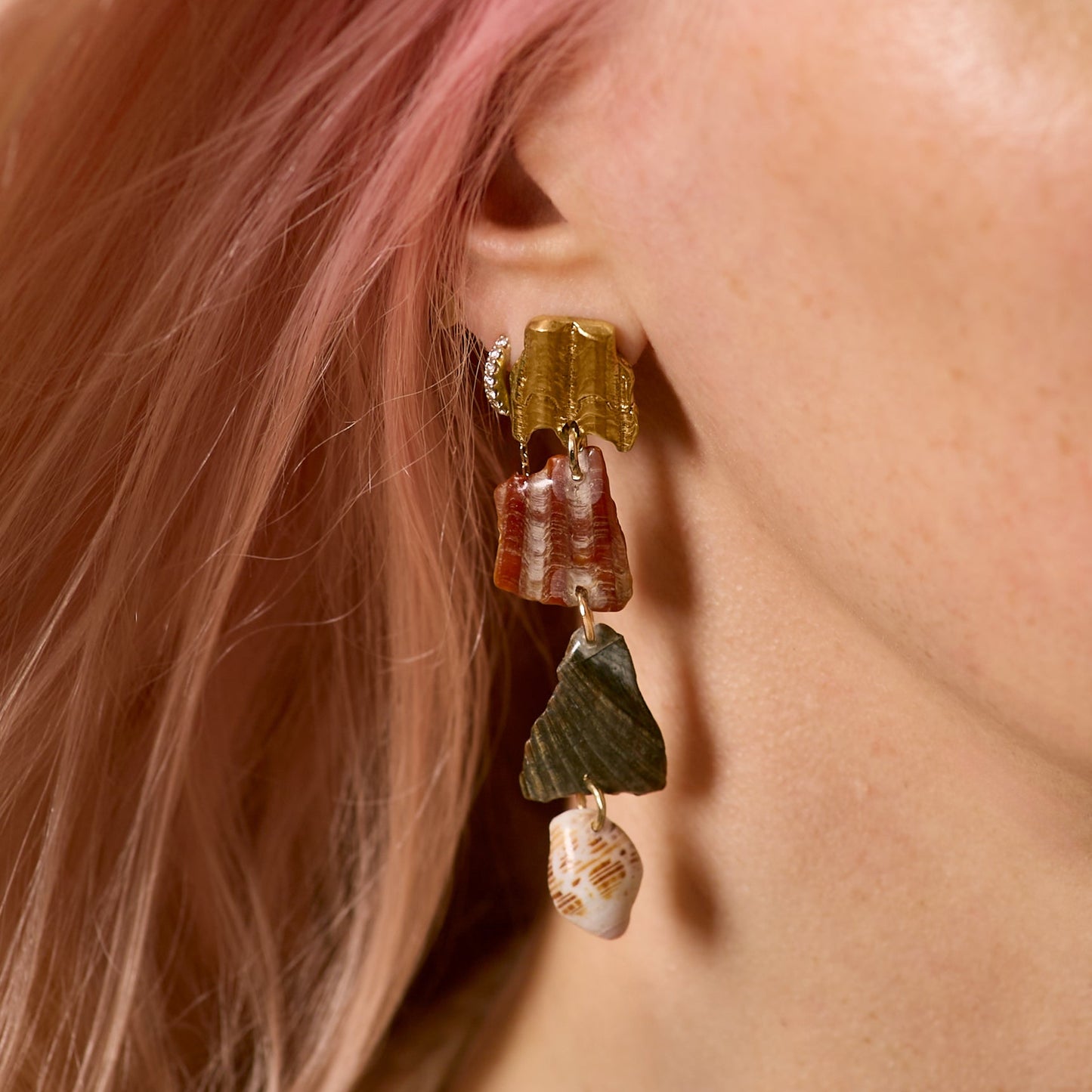 Shell Ginkgo Fragment Earrings