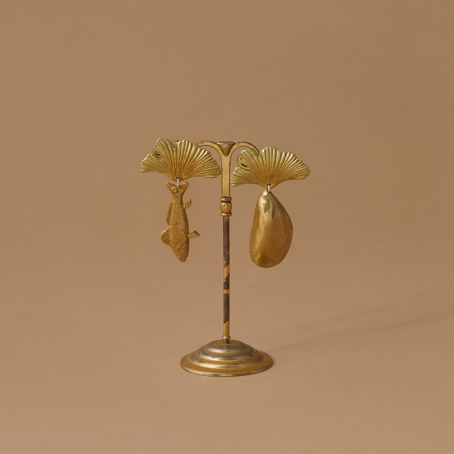 Ginkgo Fan Shell Mussel Earrings