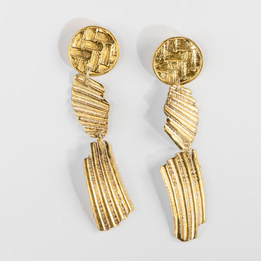 Basket Shell Dangle