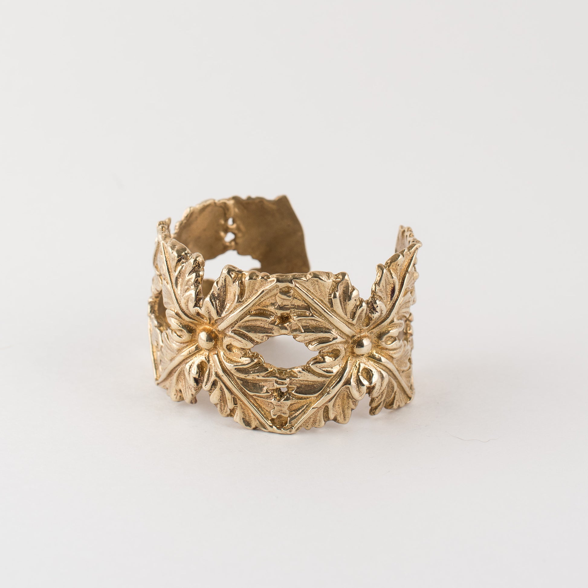 Four Point Cuff
